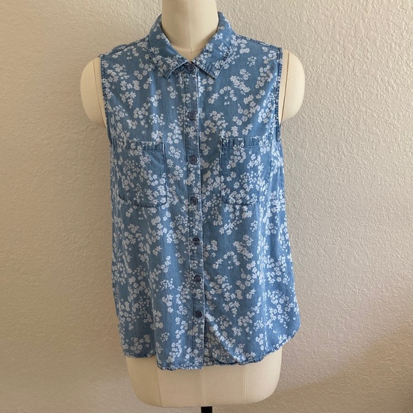 Marissa Olivia Tops - Blue Floral Button Down Sleeveless Shirt